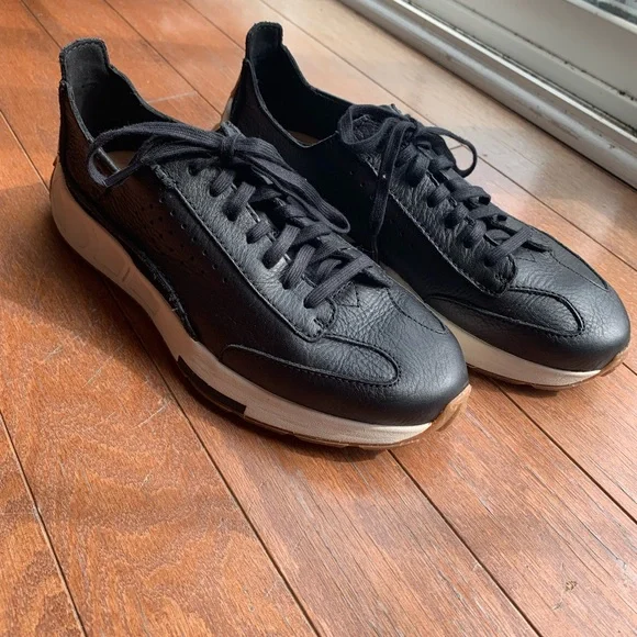 Clark’s Sneakers Women’s Size 10 - Picture 1 of 5